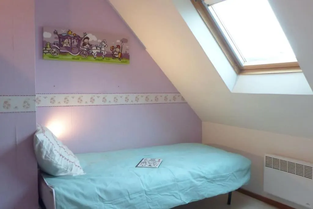 Charmante Maison De Village A 5 Min De La Riviere Du Bono Plougoumelen 0*,  Frankreich