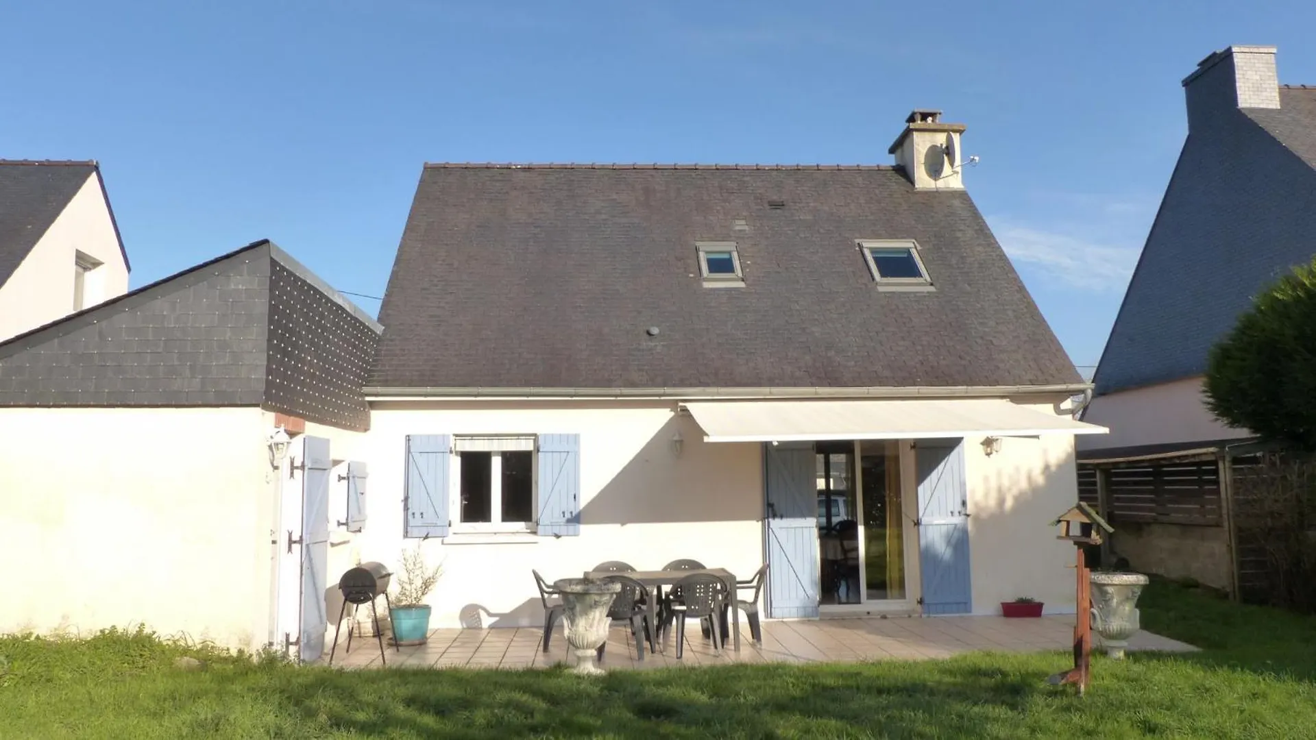 Charmante Maison De Village A 5 Min De La Riviere Du Bono Plougoumelen 0*,  Frankreich